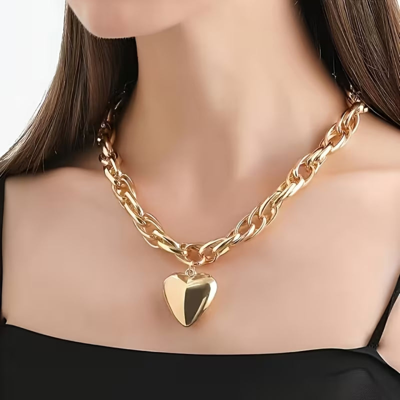 Heart Link Pendant Necklace