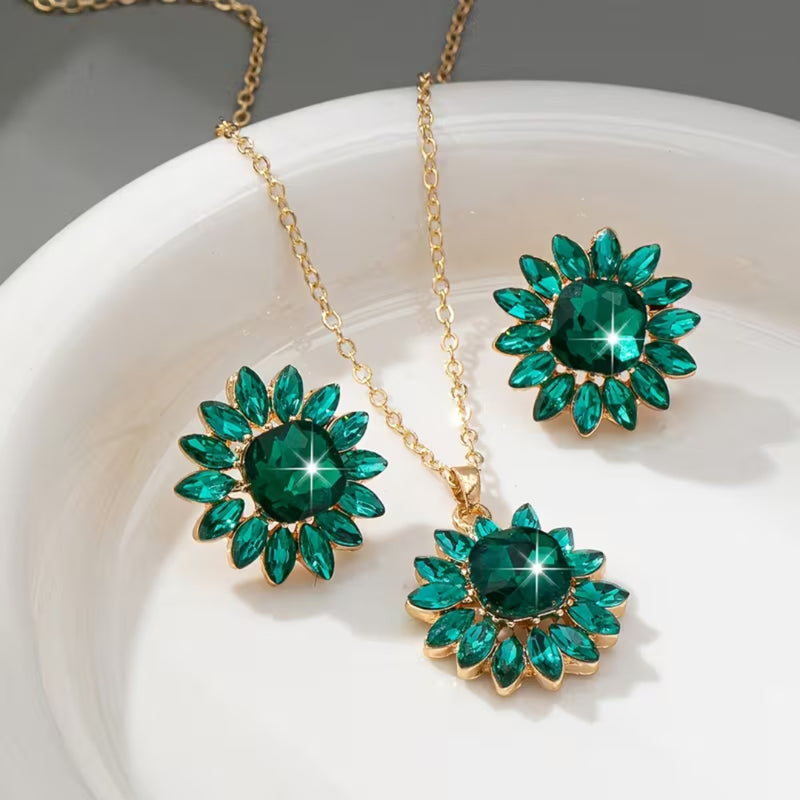 Emerald Bloom Necklace Set