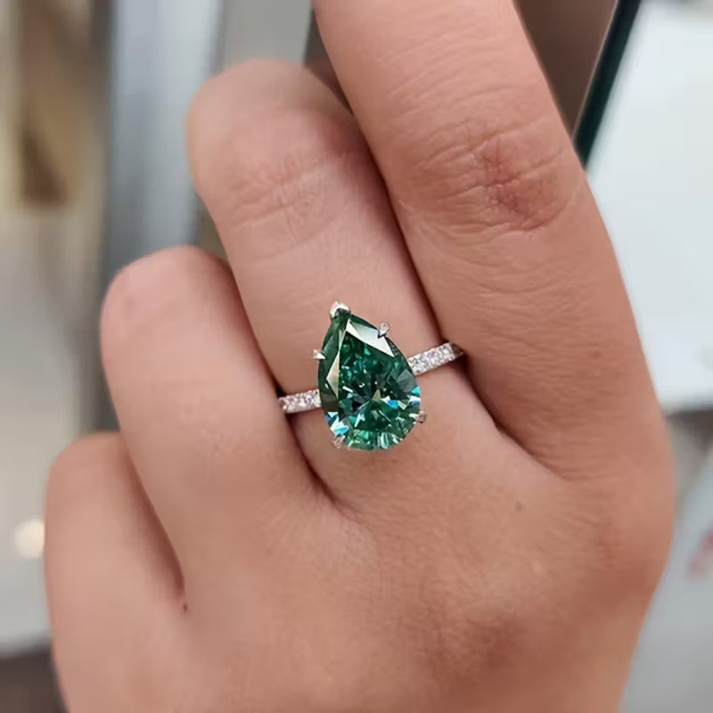 Teardrop Emerald Statement Ring