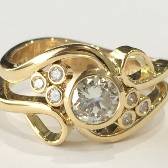 Vintage Golden Irregular Zirconia Ring
