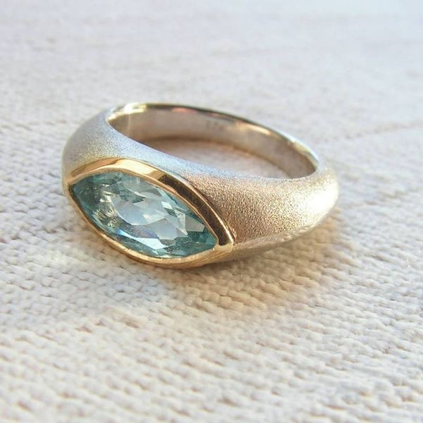 Vintage Blue Crystal Eye Ring