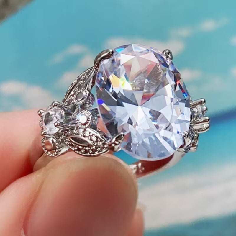 Royal Glow Statement Ring