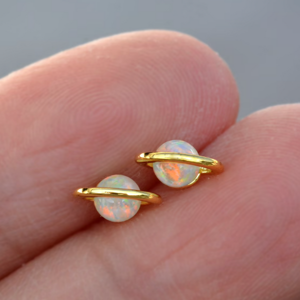 Saturn Earrings with Opal in Gold