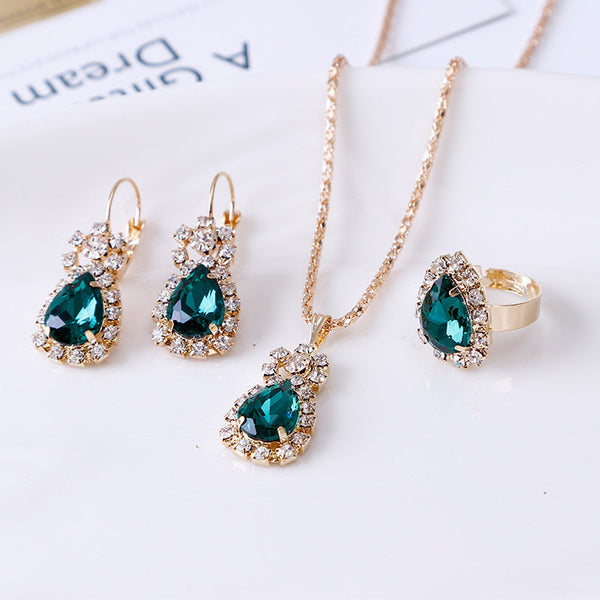 Marceline Jadehart Jewelry Set | Gold