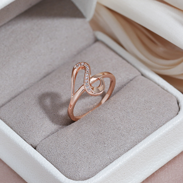Irregular Shaped Ring Brilliant Gold Plated