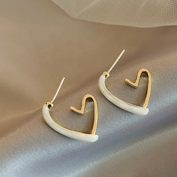 Elegant White Heart Earrings