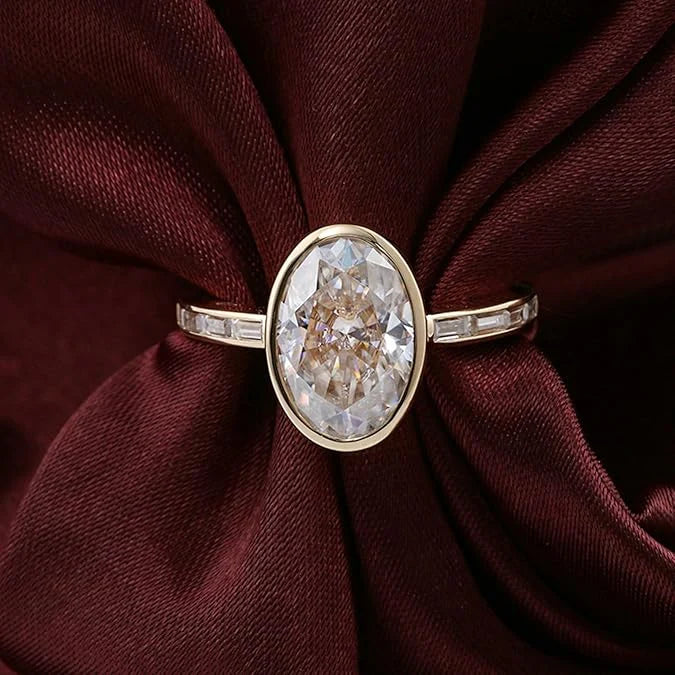 Vintage Moissanite Fine Ring