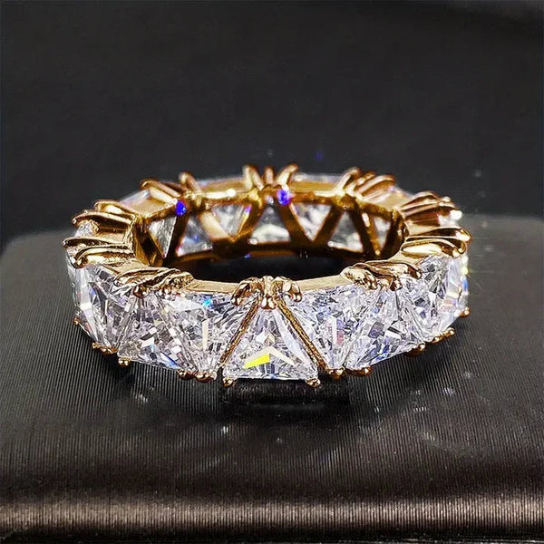 Inlaid Bright Crystal Gold Ring