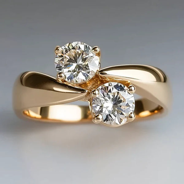 Vintage Triple Zirconia Crown Gold Ring