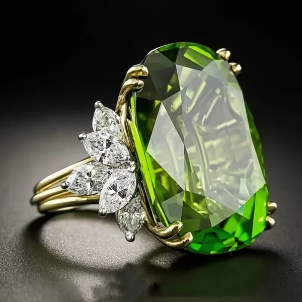 Oversized Emerald Floral Ring