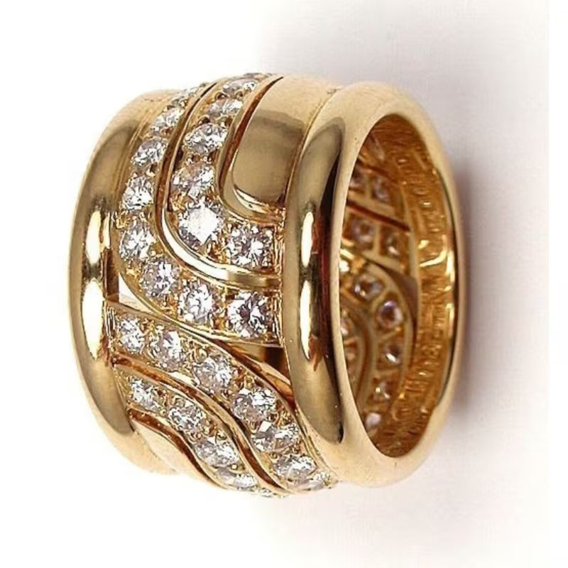 Swirl Pavé Gold Band Ring