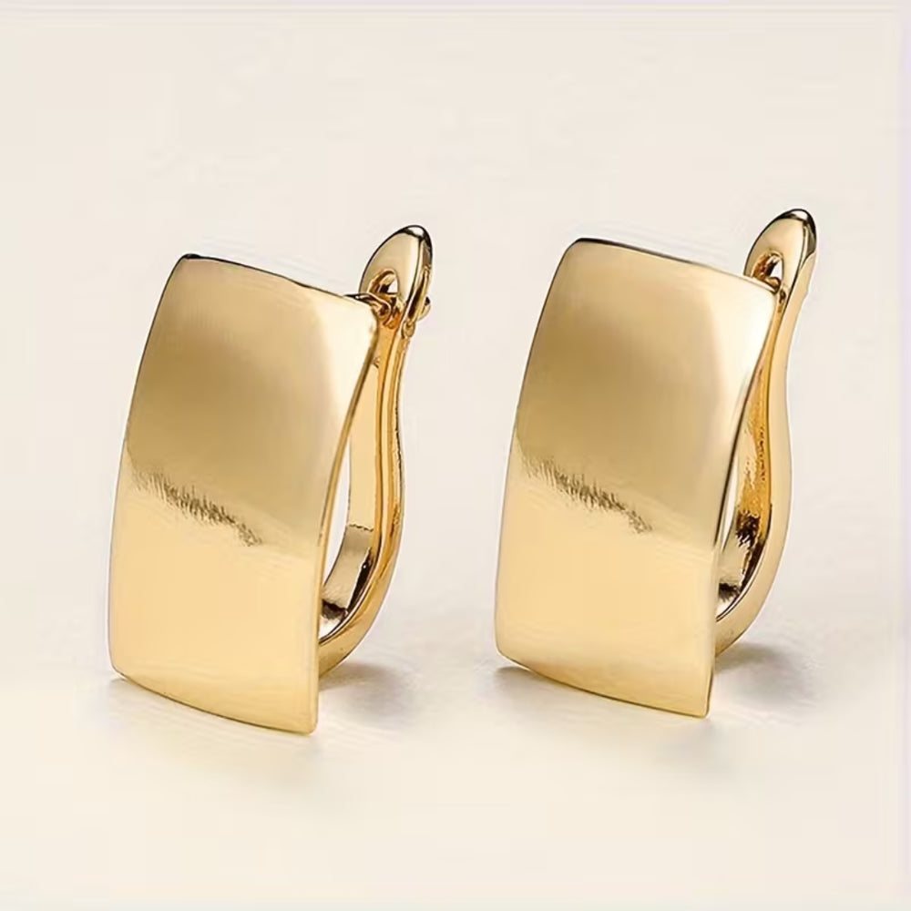 Minimal Sculpted Gold Earrings