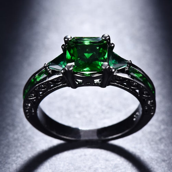 Emerald Three-Stone Vintage Ring