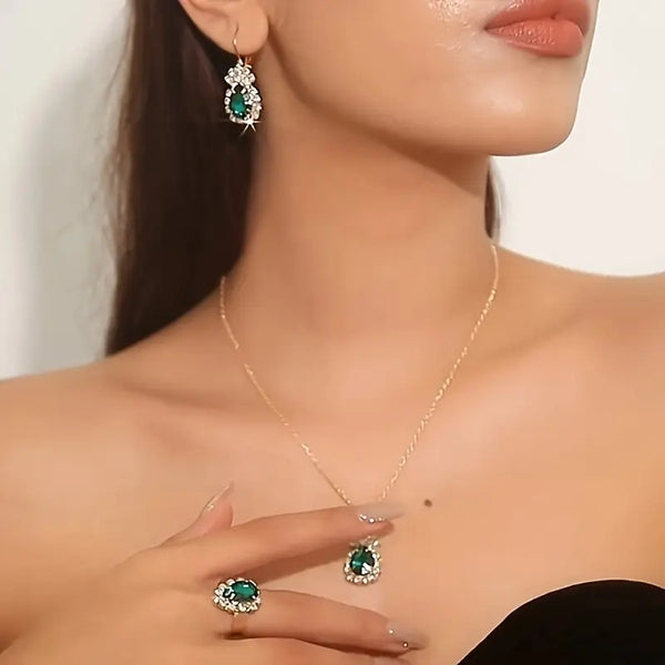 Marceline Jadehart Jewelry Set | Gold