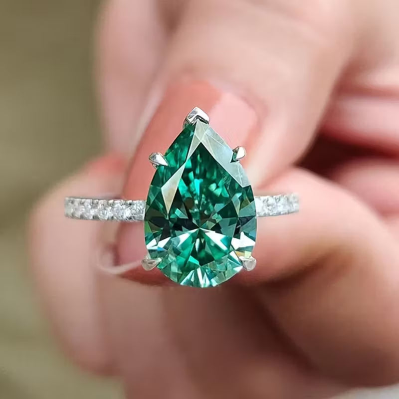 Teardrop Emerald Statement Ring