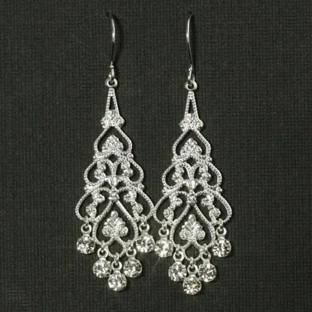 Vintage Dangling Crystal Earrings