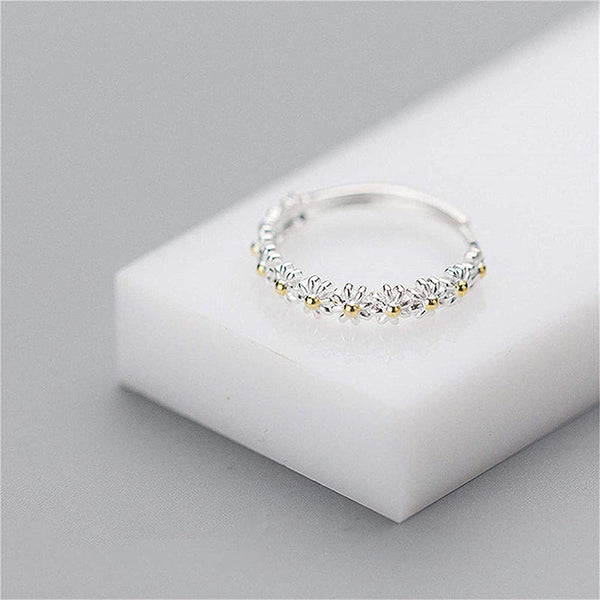 Adjustable Silver and Hand Painted Enamel Daisy Ring