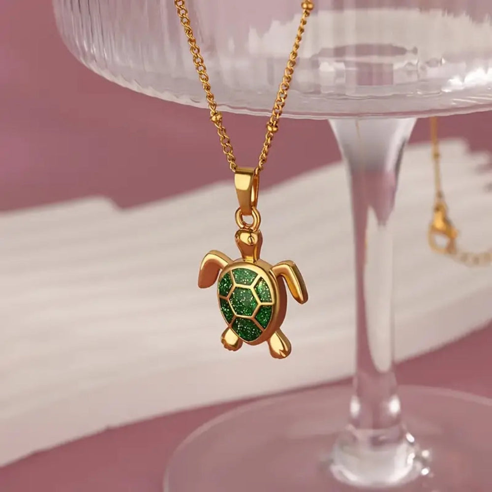 Green Bright Turtle Gold Necklace
