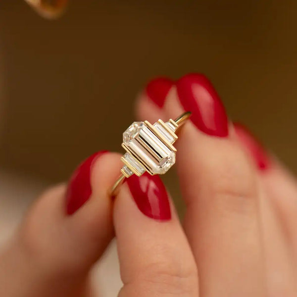 Fine Elegant Crystal Gold Ring