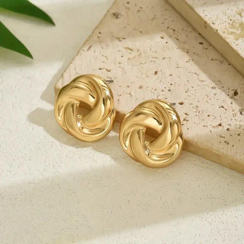 Vintage Spiral Golden Earrings